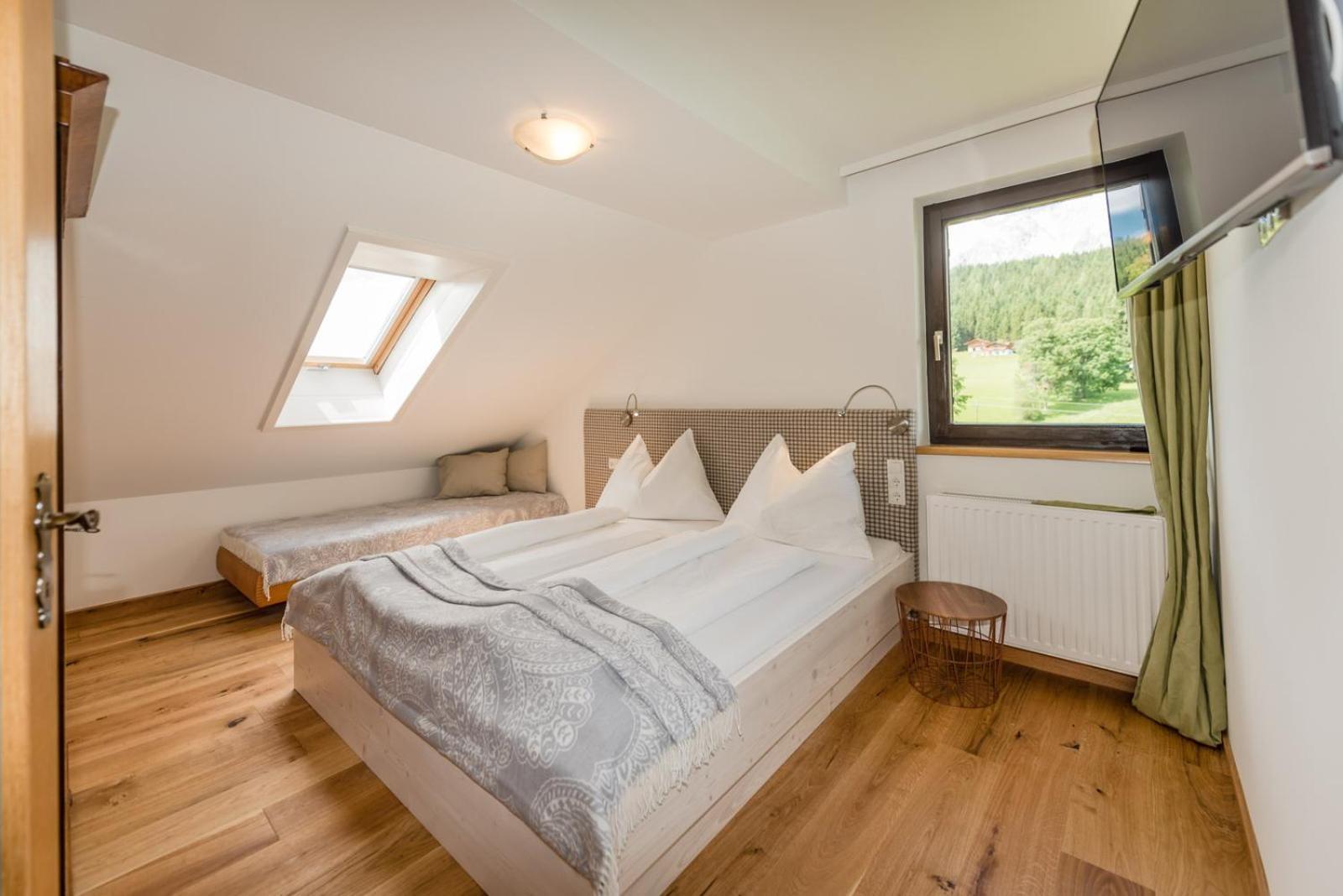 Naturchalet Hoeflehner - Heimgefuehl & Ruhelage An Loipe & Wanderweg Рамзау Экстерьер фото